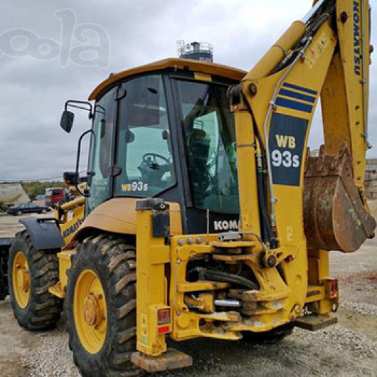 Аренда экскаватор–погрузчик Komatsu